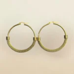 Argollas de Aro Redondas Con Detalle Trenzado