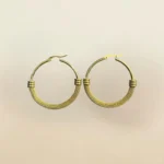 Argollas de Aro Redondas Con Detalle Trenzado