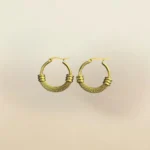 Argollas de Aro Redondas Con Detalle Trenzado
