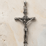 Colgante Crucifijo De La Santísima Trinidad