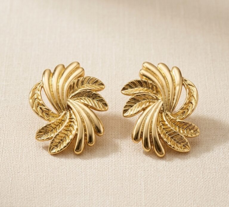 Aretes de Espiral con Hojas Texturizadas