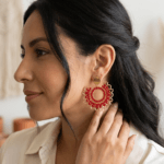 Aros Miyuki  Sol de Mandala con Detalles de Cristales Facetados.