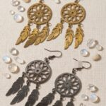 Aros Colgantes Atrapasueños de Plumas en Filigrana Estilo Bohemio Chic