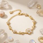 Pulsera Floral Dorada en Rodeo con Circonitas – Elegancia Natural