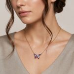 Collar Cadena de Mariposa con Cristal Tornasolado