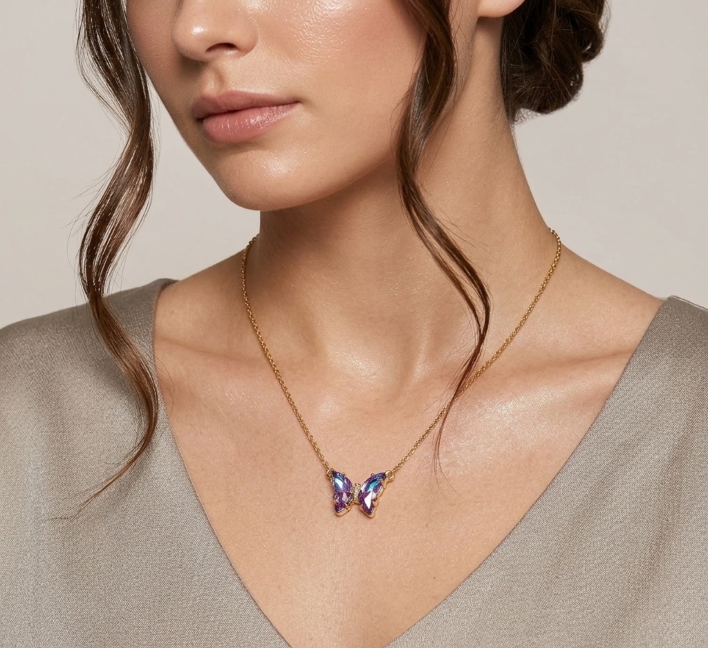 Collar Cadena de Mariposa con Cristal Tornasolado