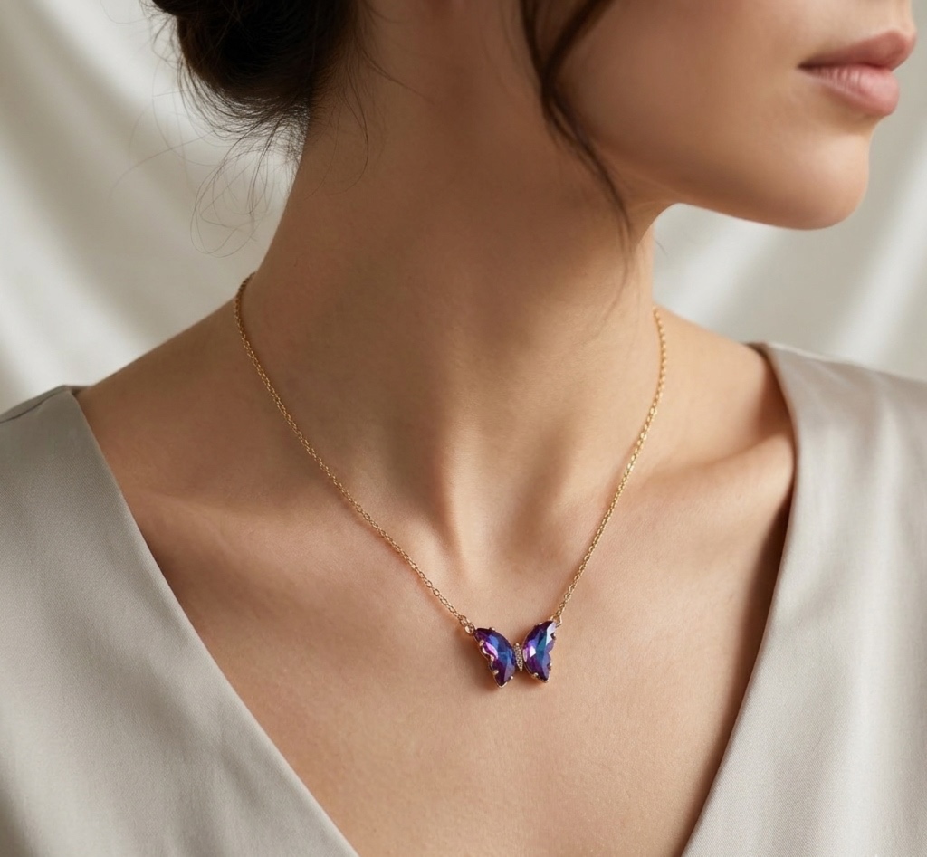 Collar Cadena de Mariposa con Cristal Tornasolado