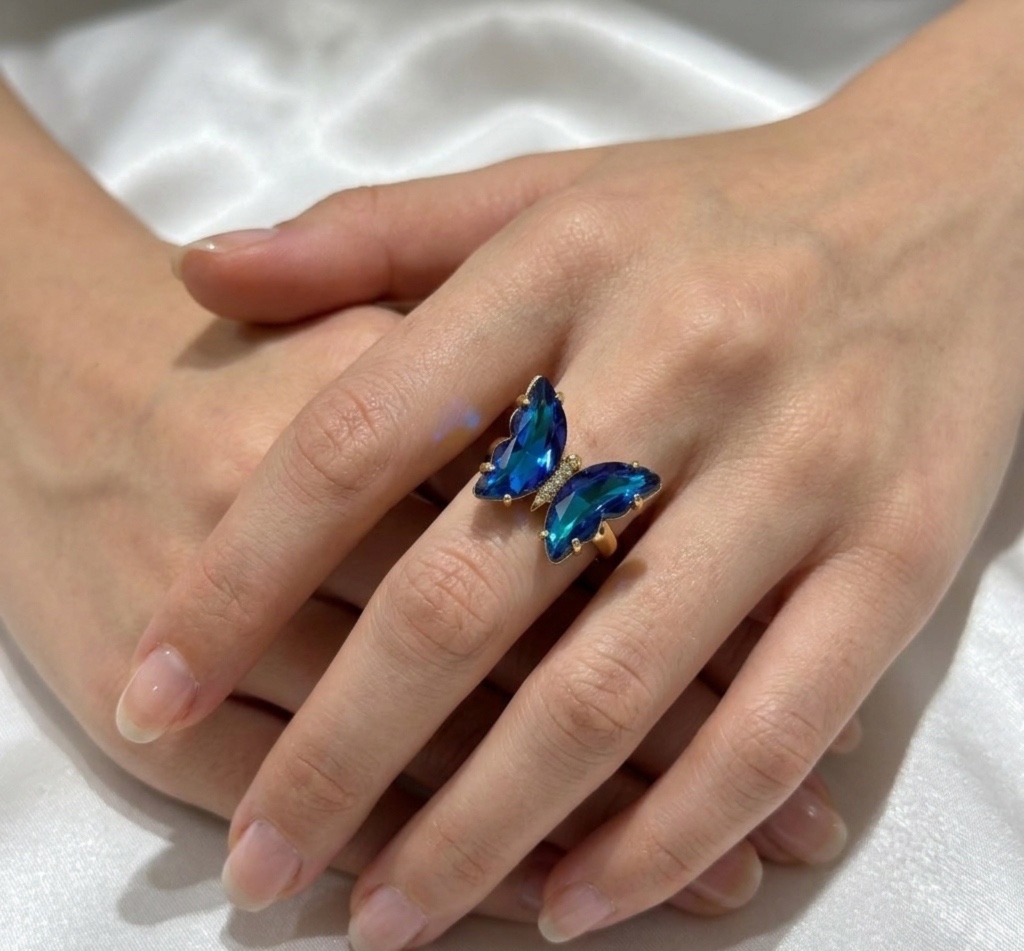 Anillo de Mariposa con Cristales Facetados Multicolores