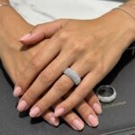 Caja de 36 Anillos Plateado Con Circonitas