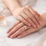 Anillo de Matrimonio y Compromiso «Eternidad» con Circones Dorado